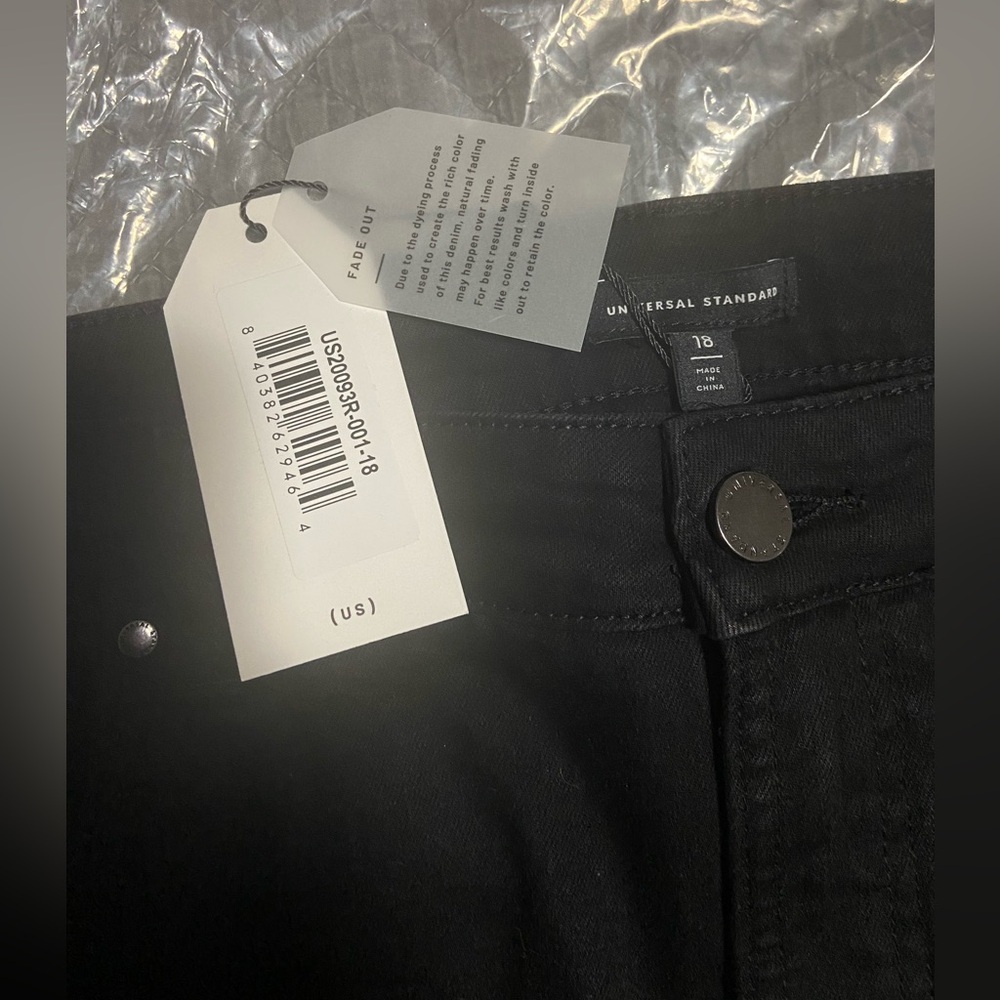 Universal Standard NWT size 18 high rise skinny black jeans